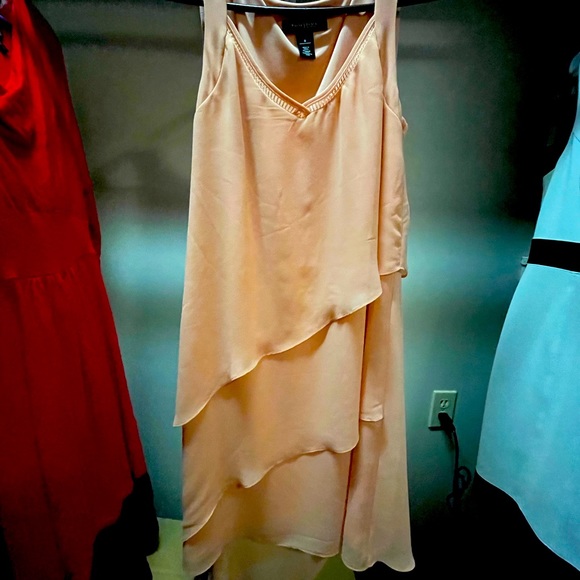 WHBM Tiered high-low dress - Picture 1 of 3